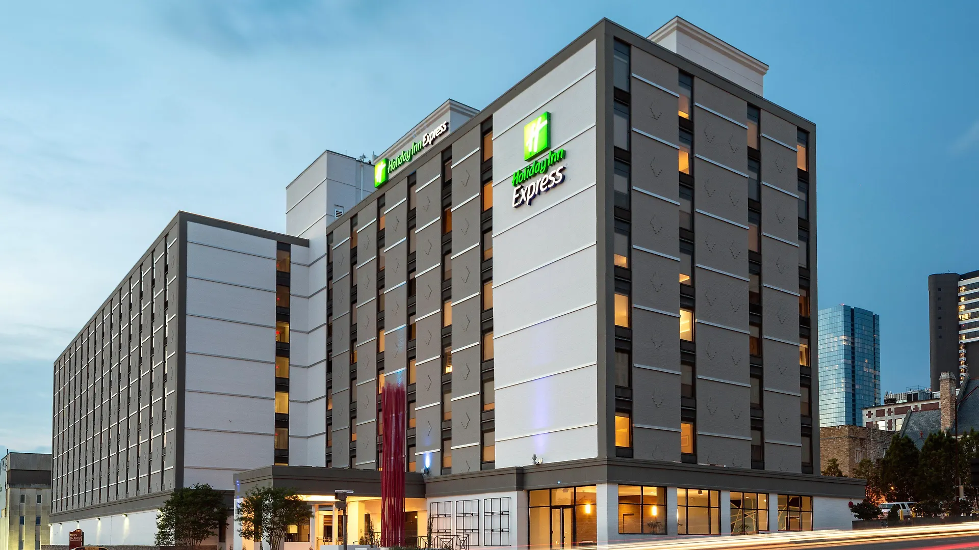 Holiday Inn Express Nashville-Downtown - Broadway By Ihg