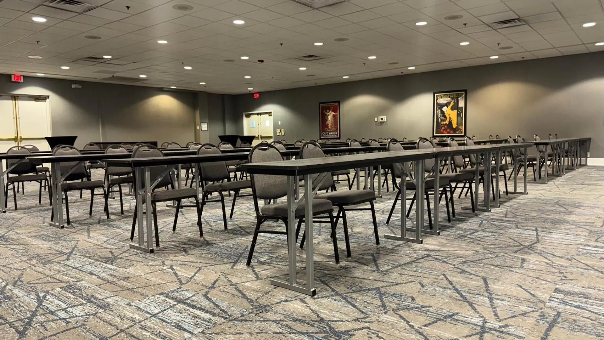 Holiday Inn Express Nashville-Downtown - Broadway By Ihg
