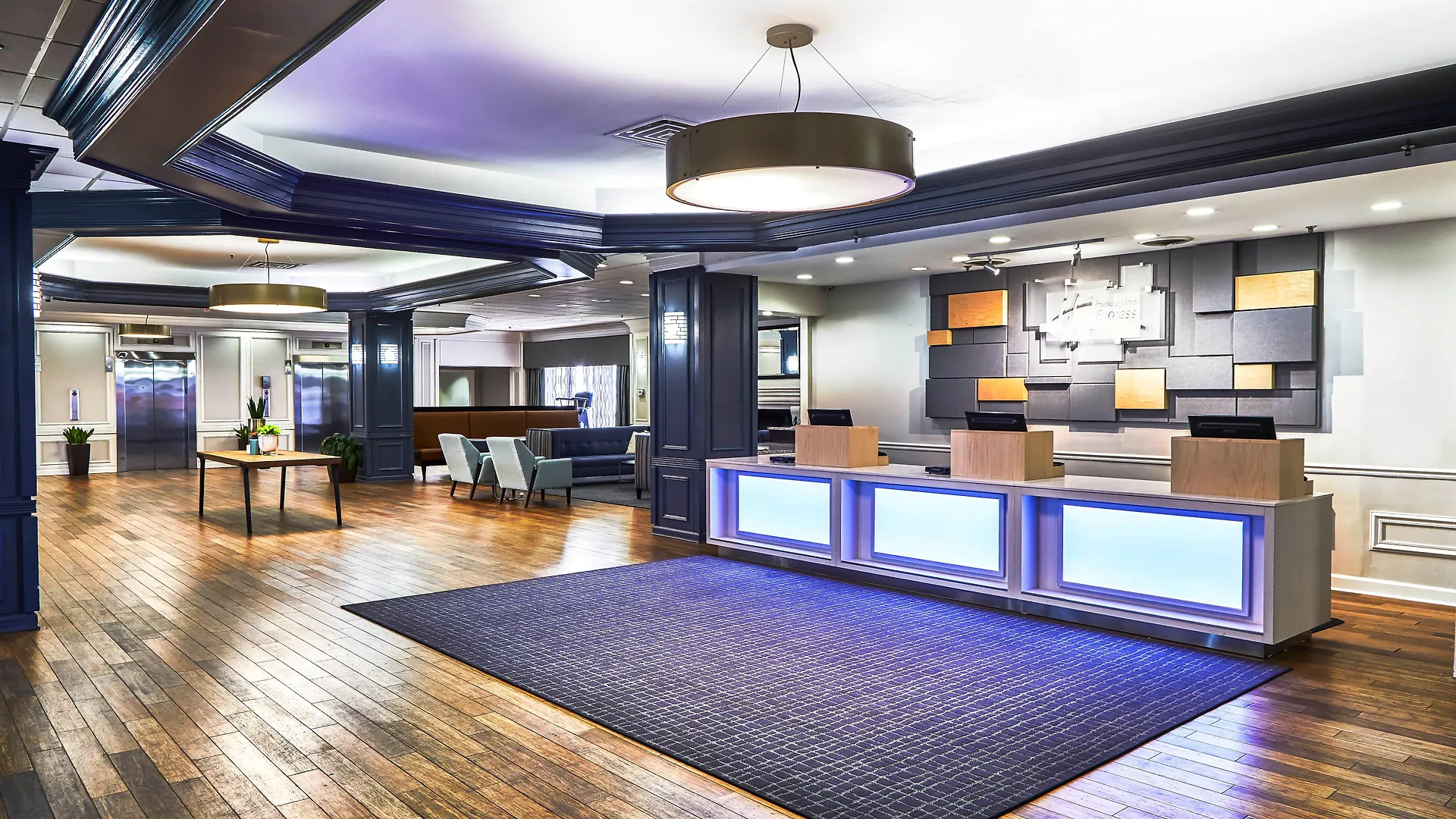 Holiday Inn Express Nashville-Downtown - Broadway By Ihg United States
