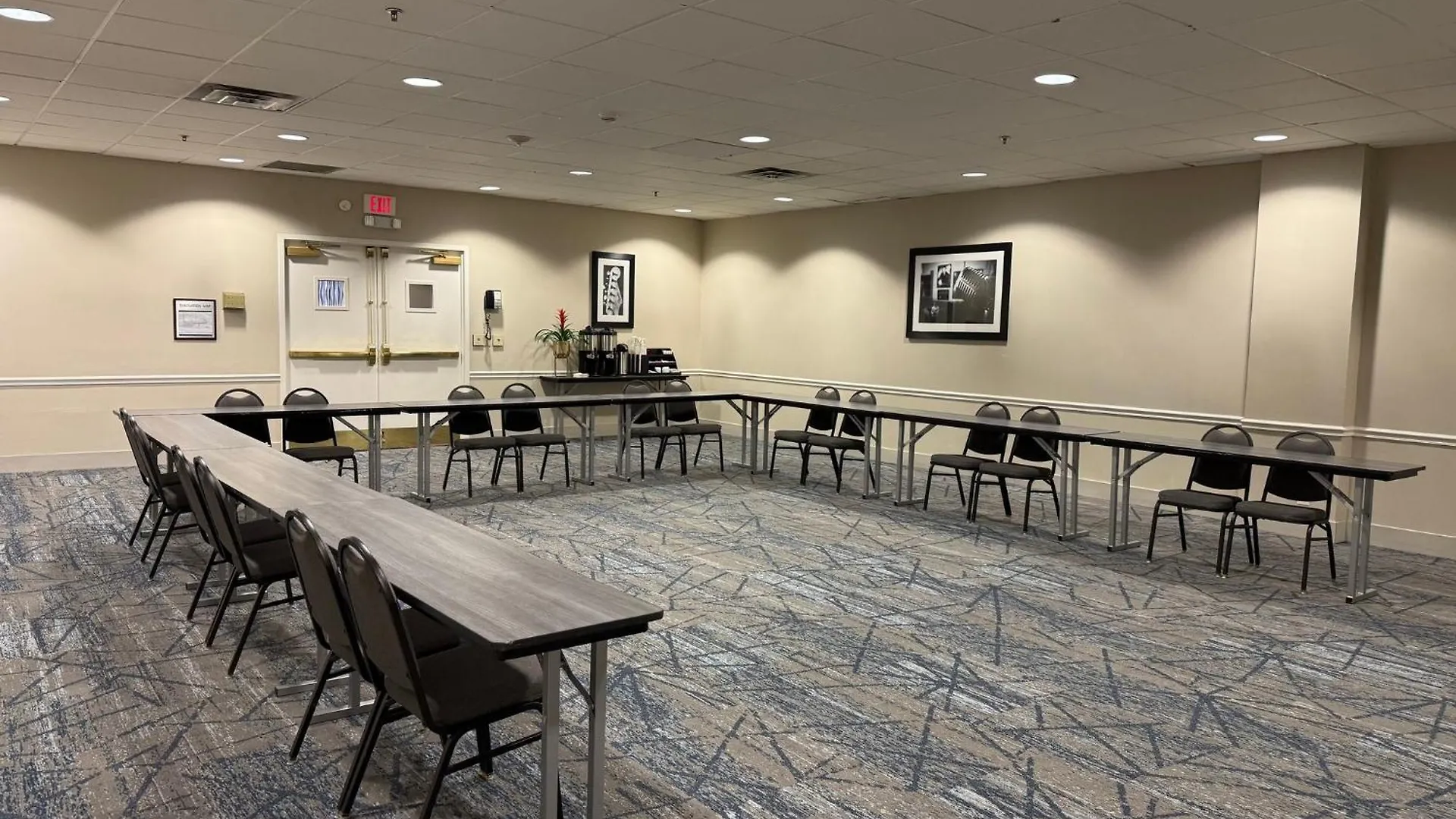 *** Hotel Holiday Inn Express Nashville-Downtown - Broadway By Ihg United States