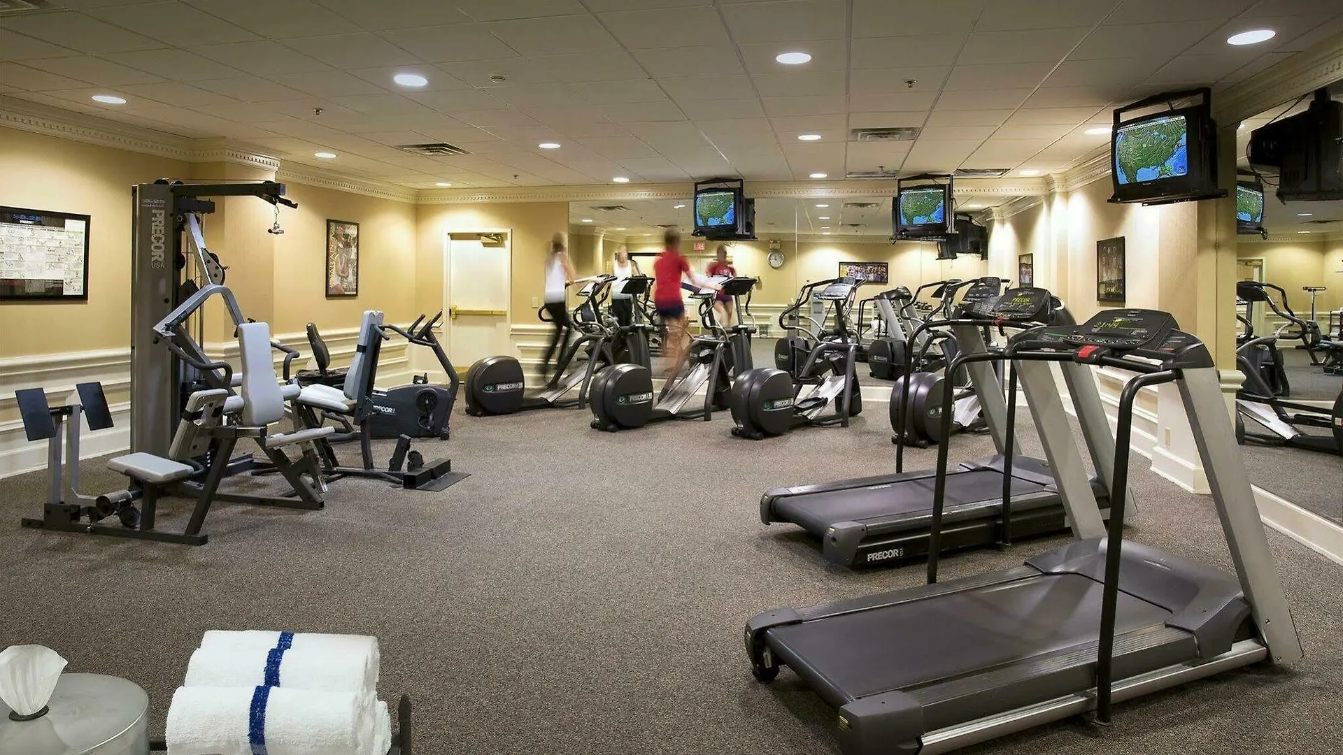 Holiday Inn Express Nashville-Downtown - Broadway By Ihg 3*, Nashville